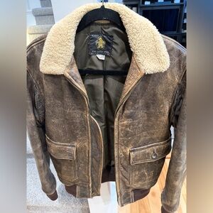VINTAGE GOLDEN BEAR LEATHER & SHEARING BOMBER JACKET Size 36